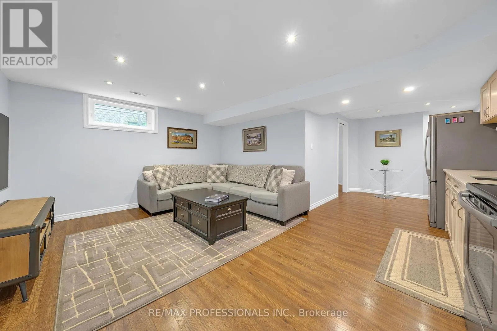 3561 HAVEN GLENN