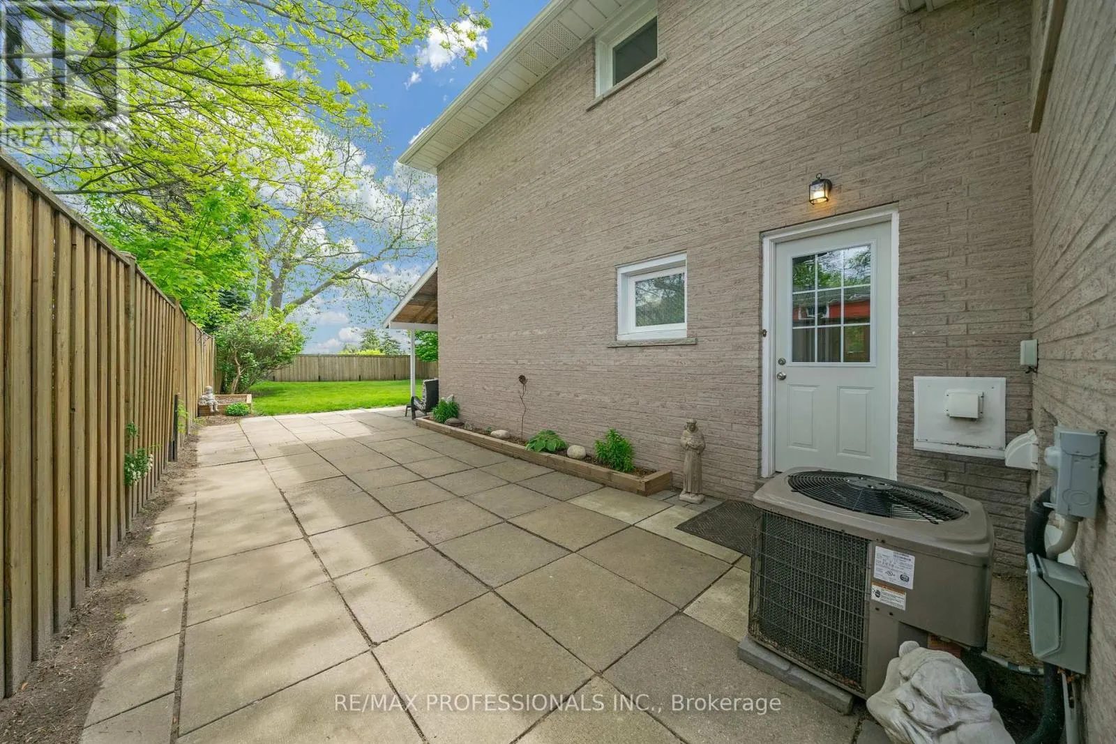 3561 HAVEN GLENN