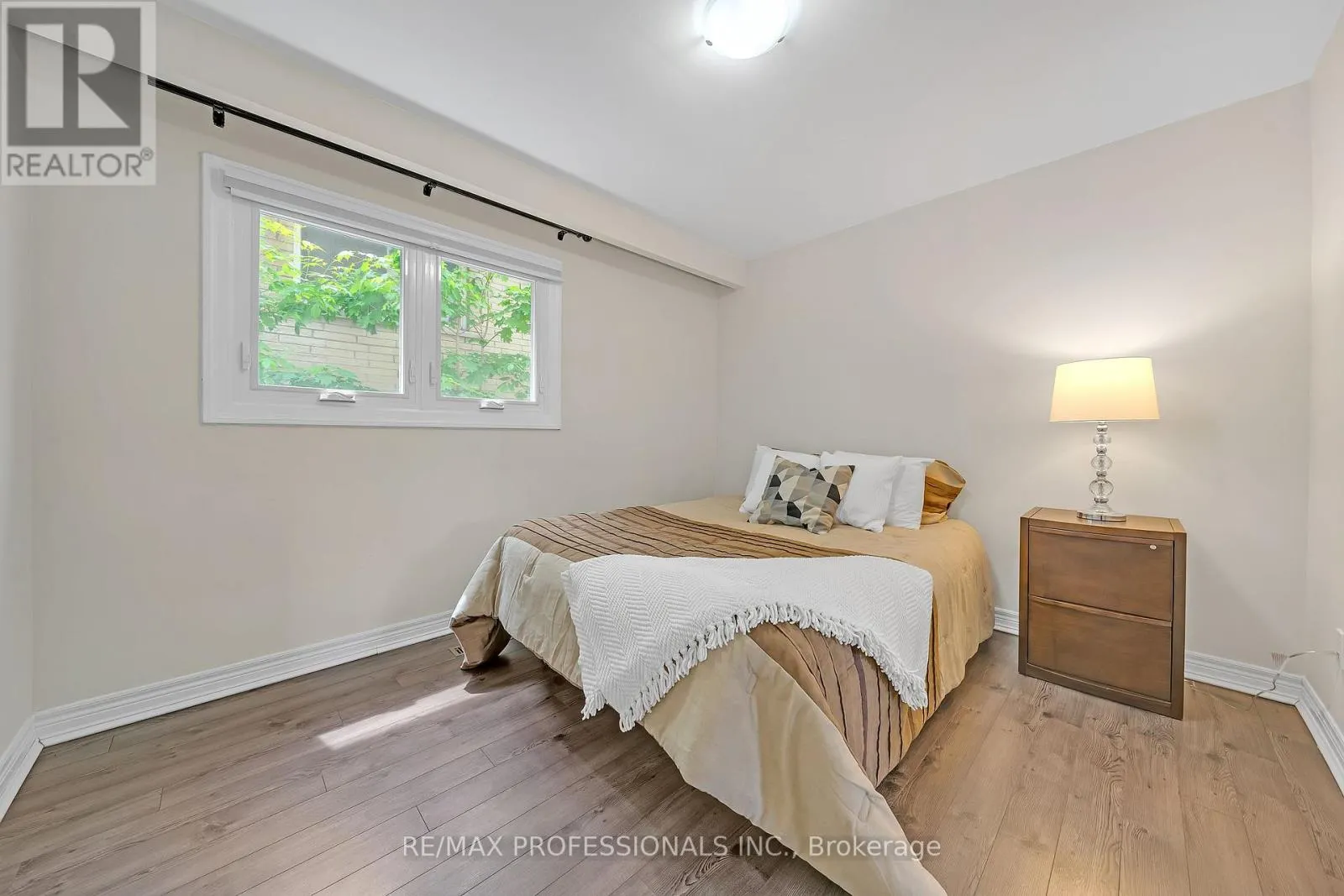 3561 HAVEN GLENN