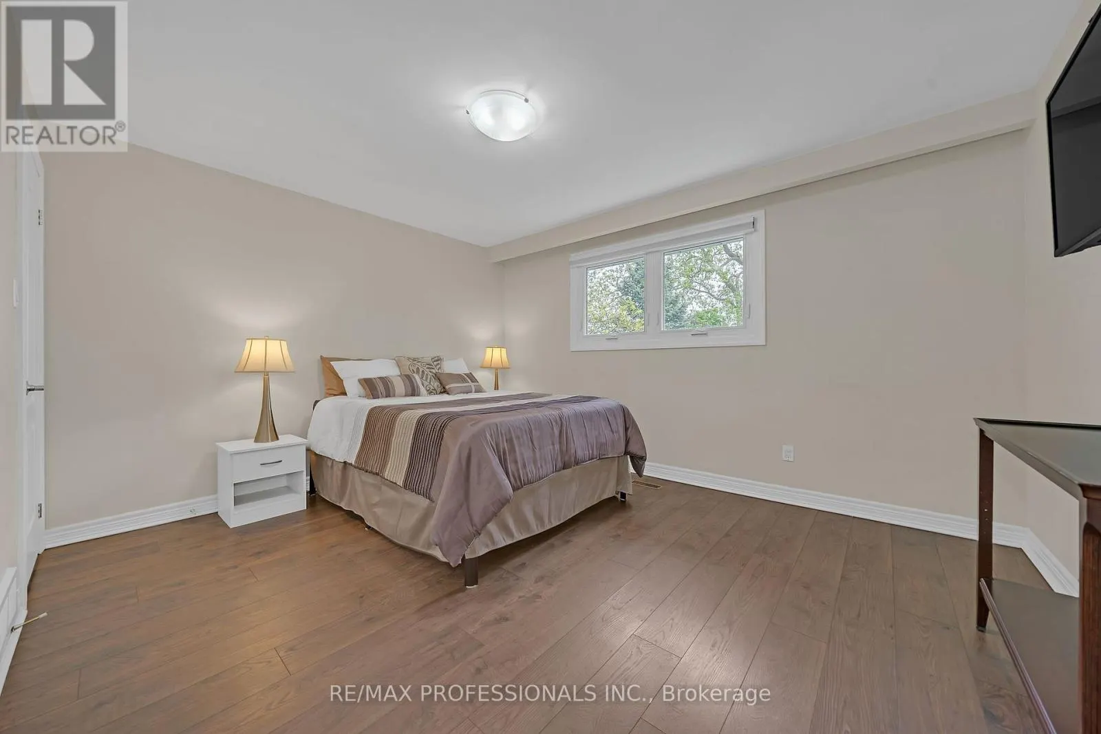 3561 HAVEN GLENN