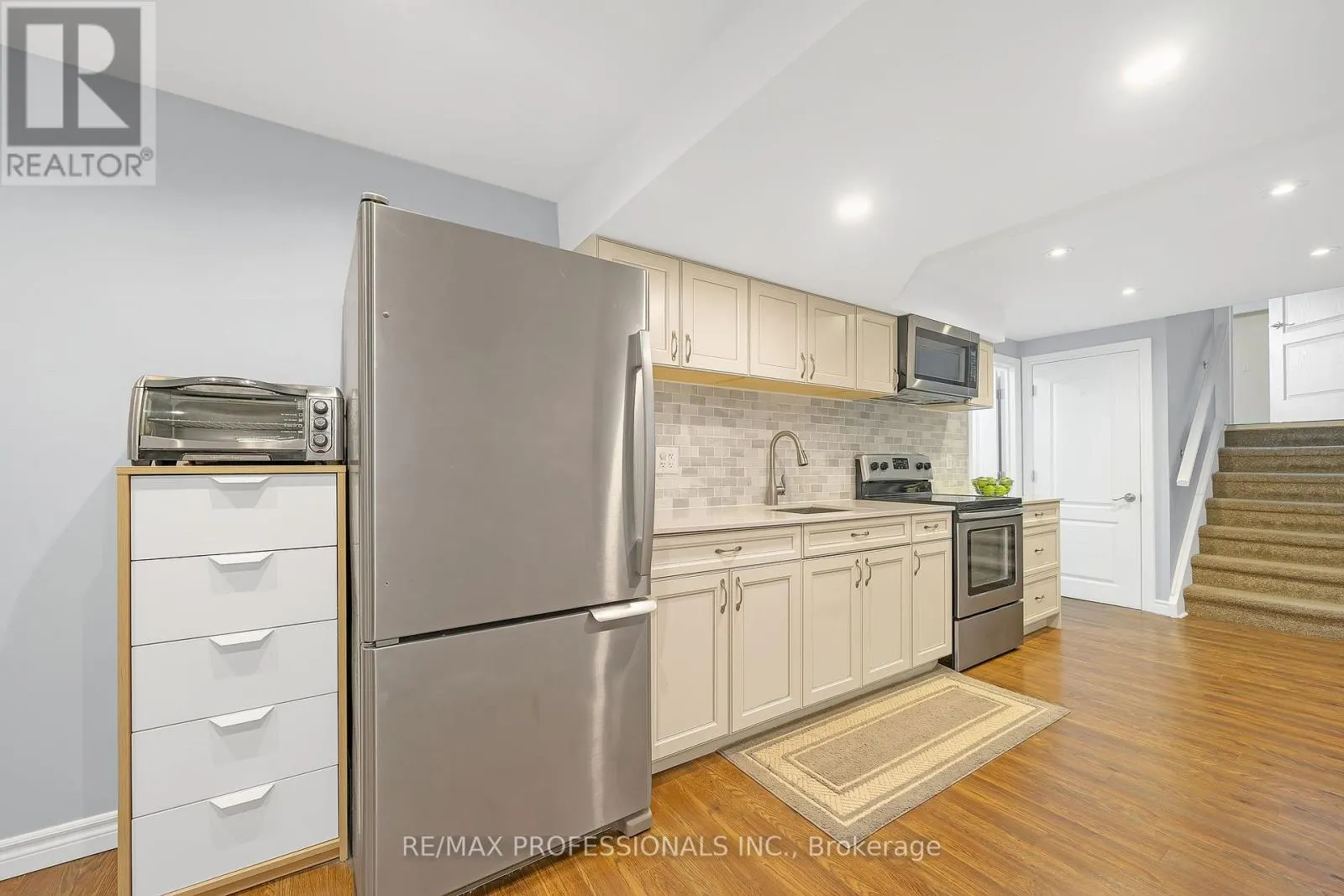 3561 HAVEN GLENN