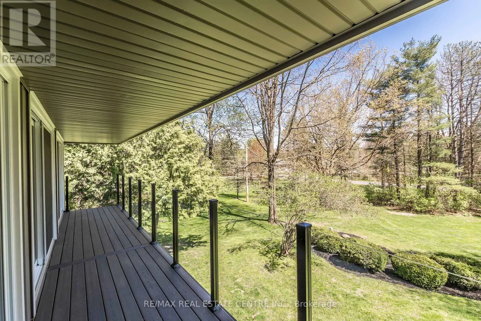 6353 MCNIVEN ROAD