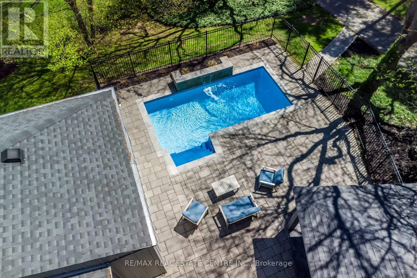 6353 MCNIVEN ROAD