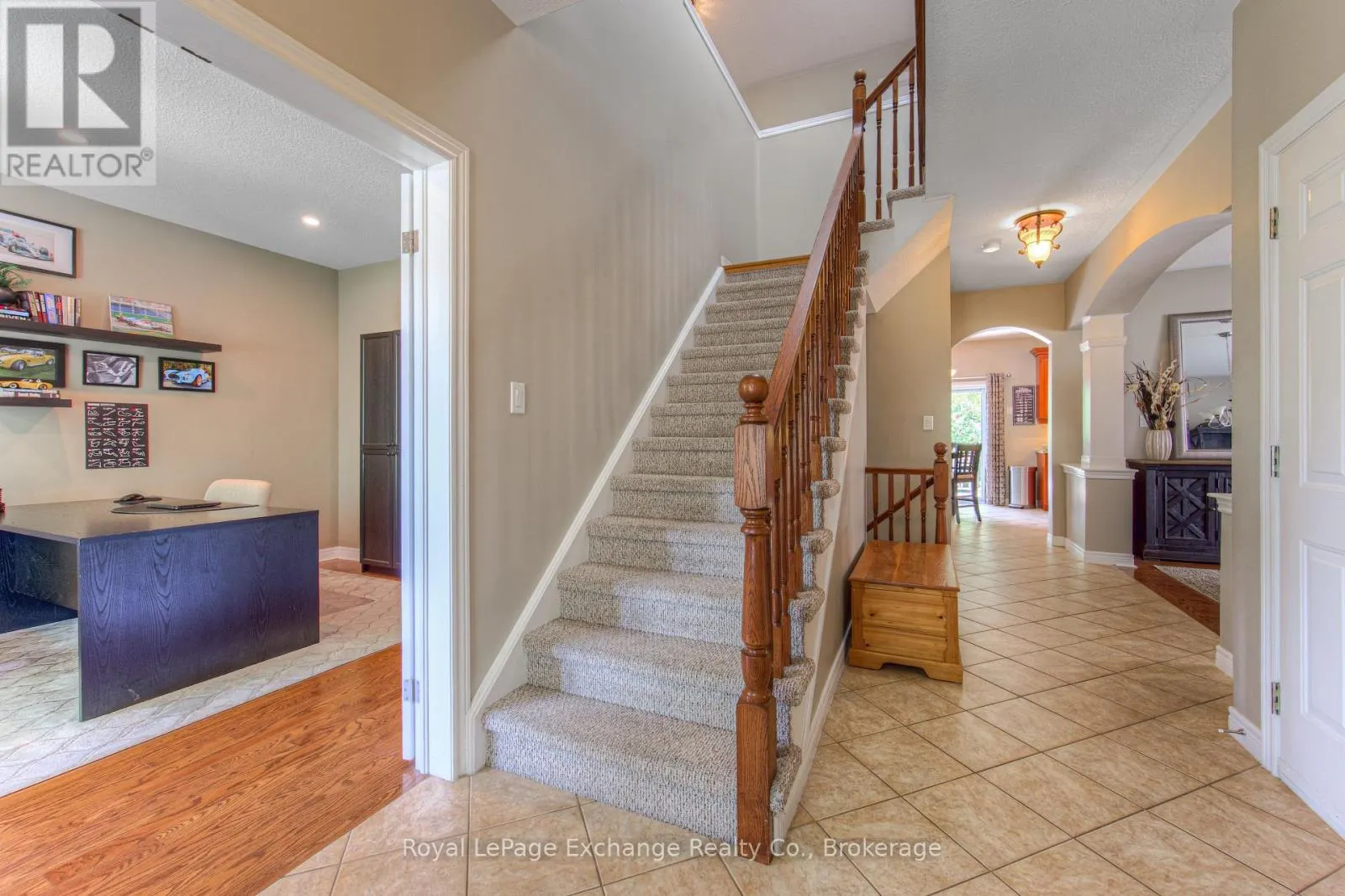 11 SALMON WAY