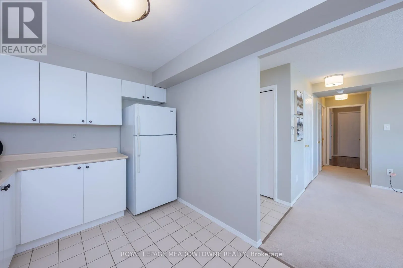 302 - 26 HALL ROAD