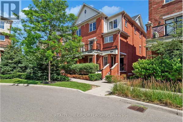 2 - 2472 POST ROAD N