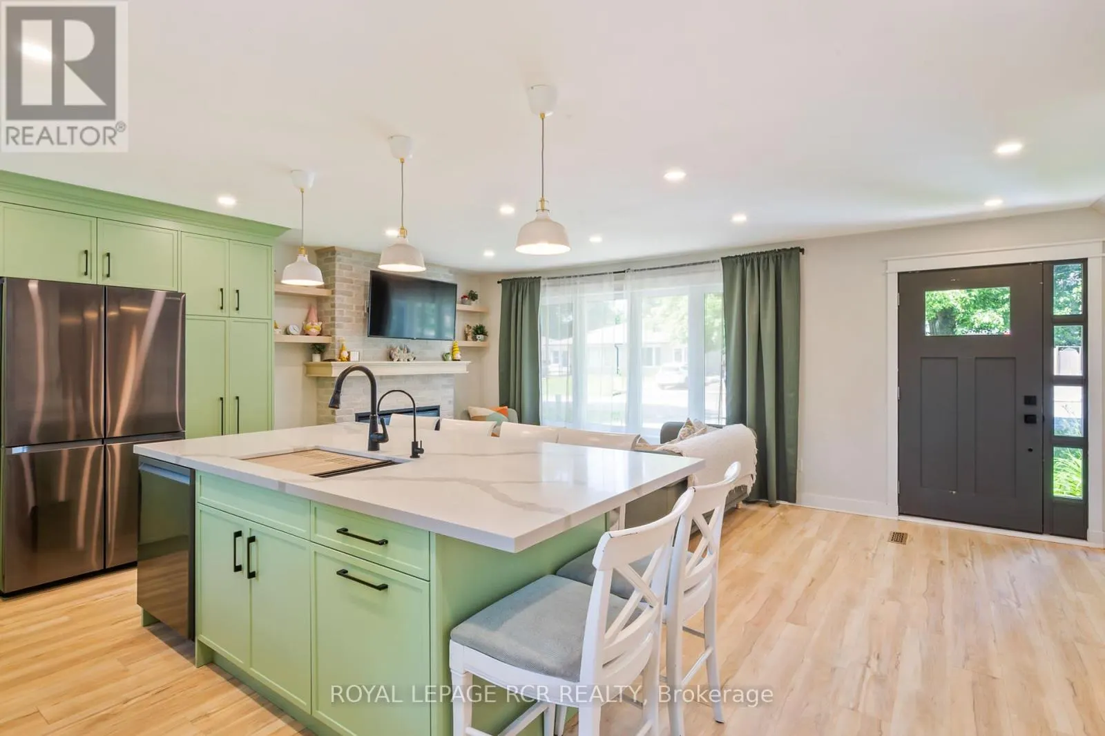 23 HIGHLAND DRIVE