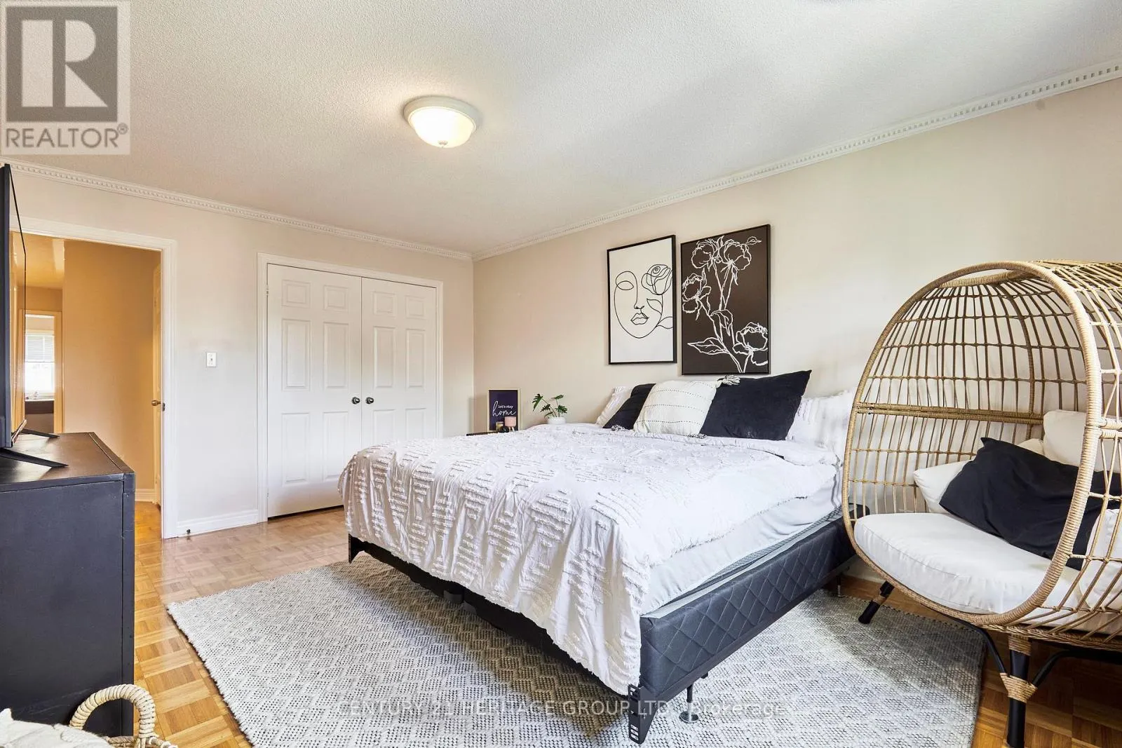 13 CARRIAGE HOUSE ROAD