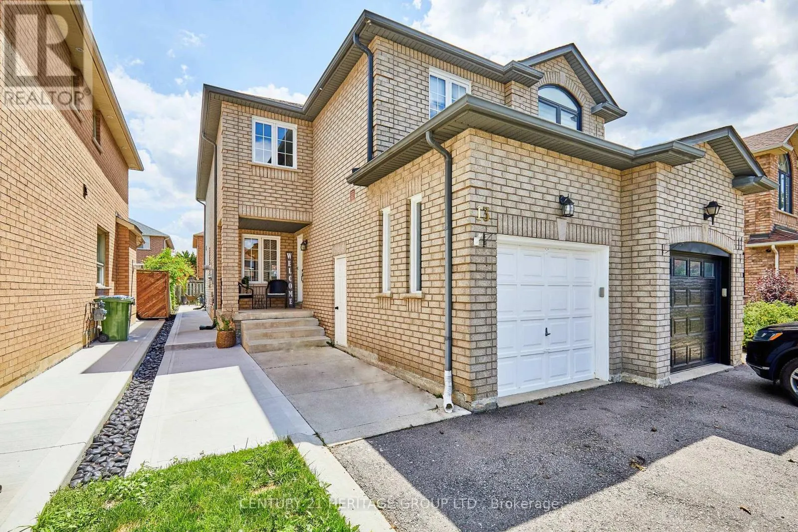 13 CARRIAGE HOUSE ROAD