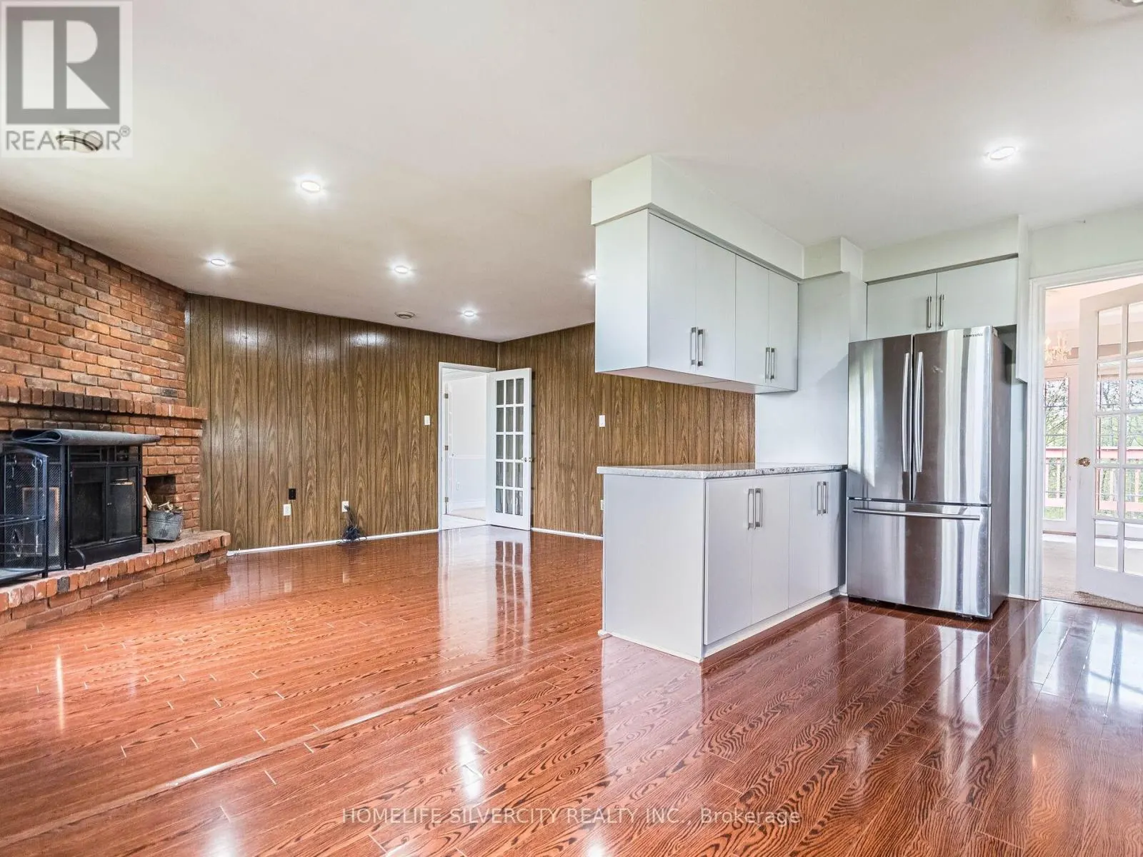 5638 APPLEBY LINE