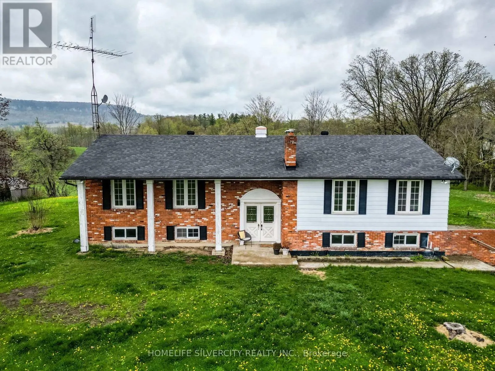 5638 APPLEBY LINE