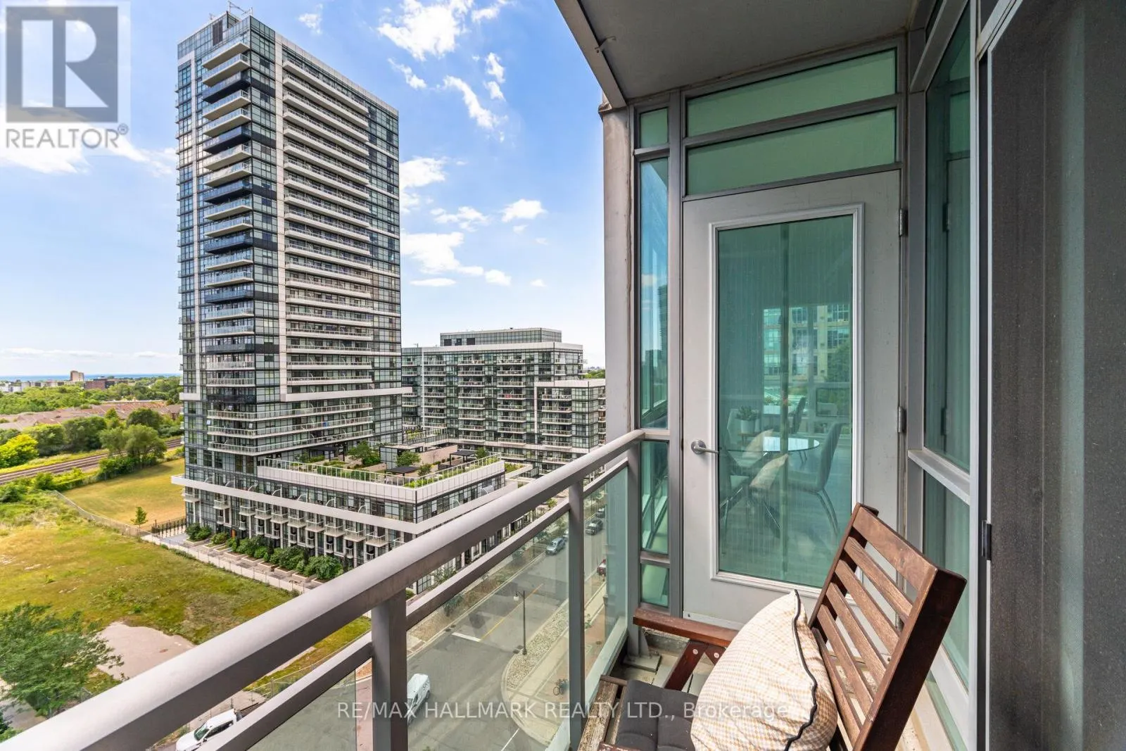 1114 - 185 LEGION ROAD N