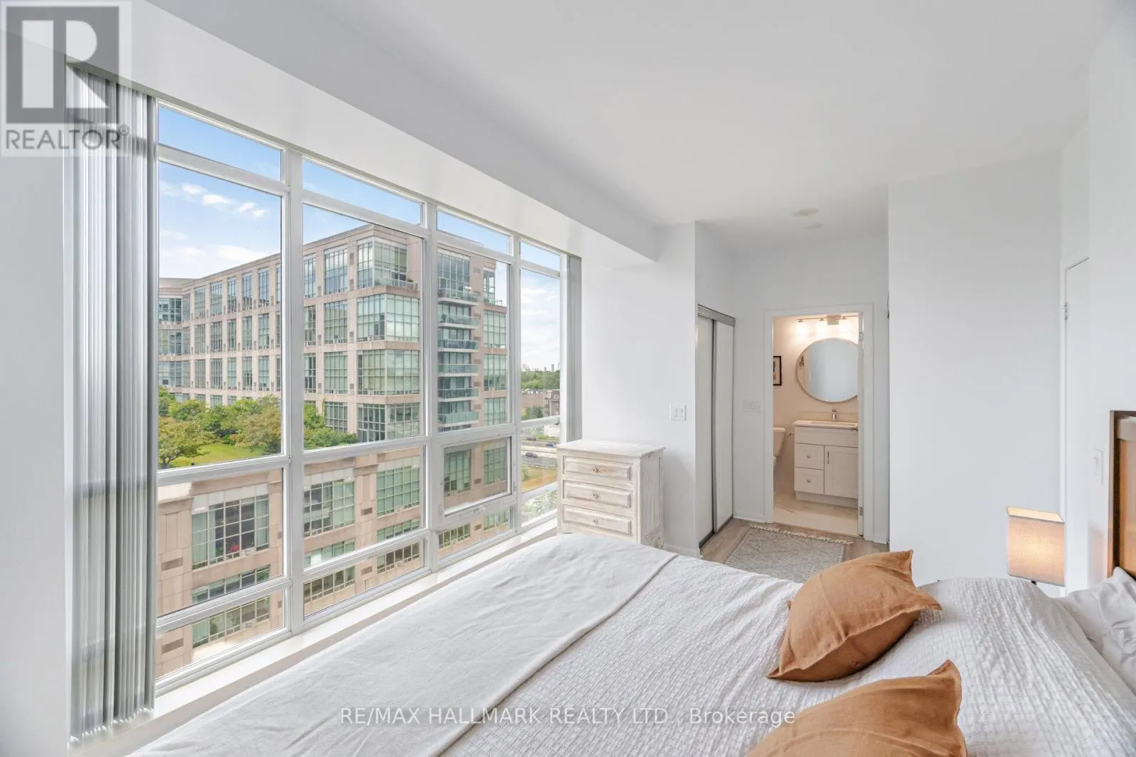 1114 - 185 LEGION ROAD N