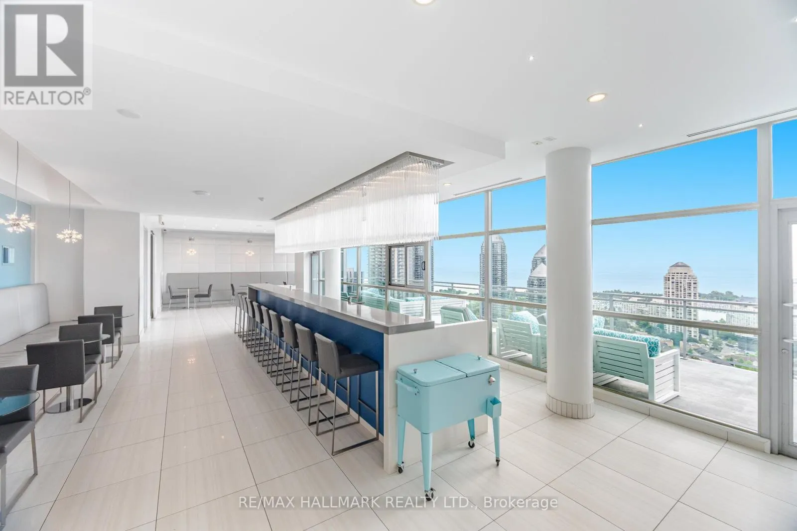 1114 - 185 LEGION ROAD N