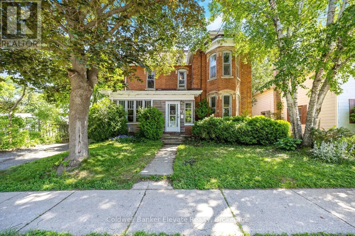 53 WILLOW STREET N