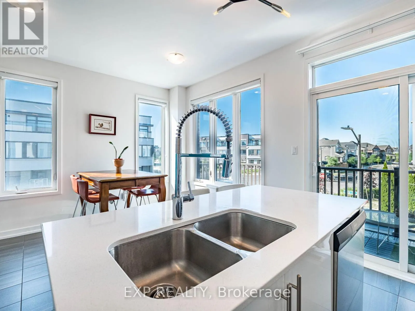 3128 MINTWOOD CIRCLE