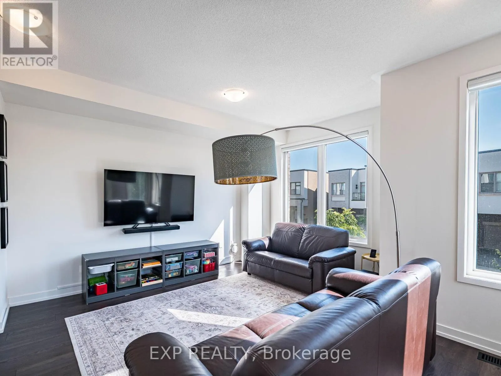 3128 MINTWOOD CIRCLE