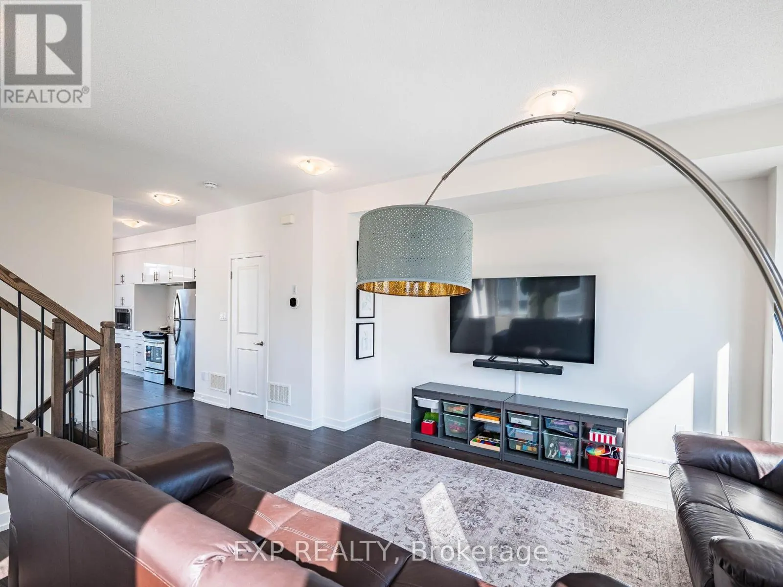3128 MINTWOOD CIRCLE