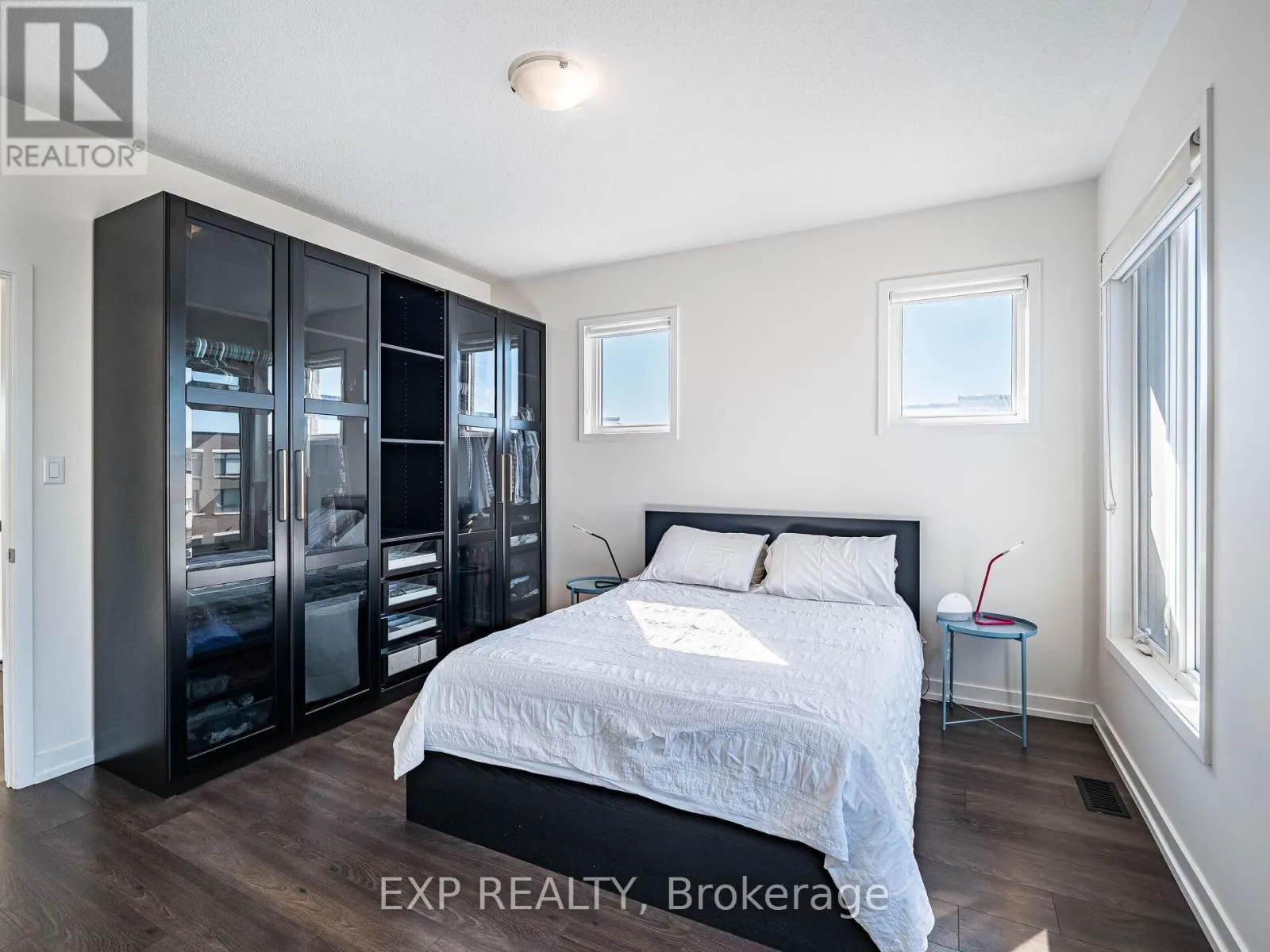 3128 MINTWOOD CIRCLE