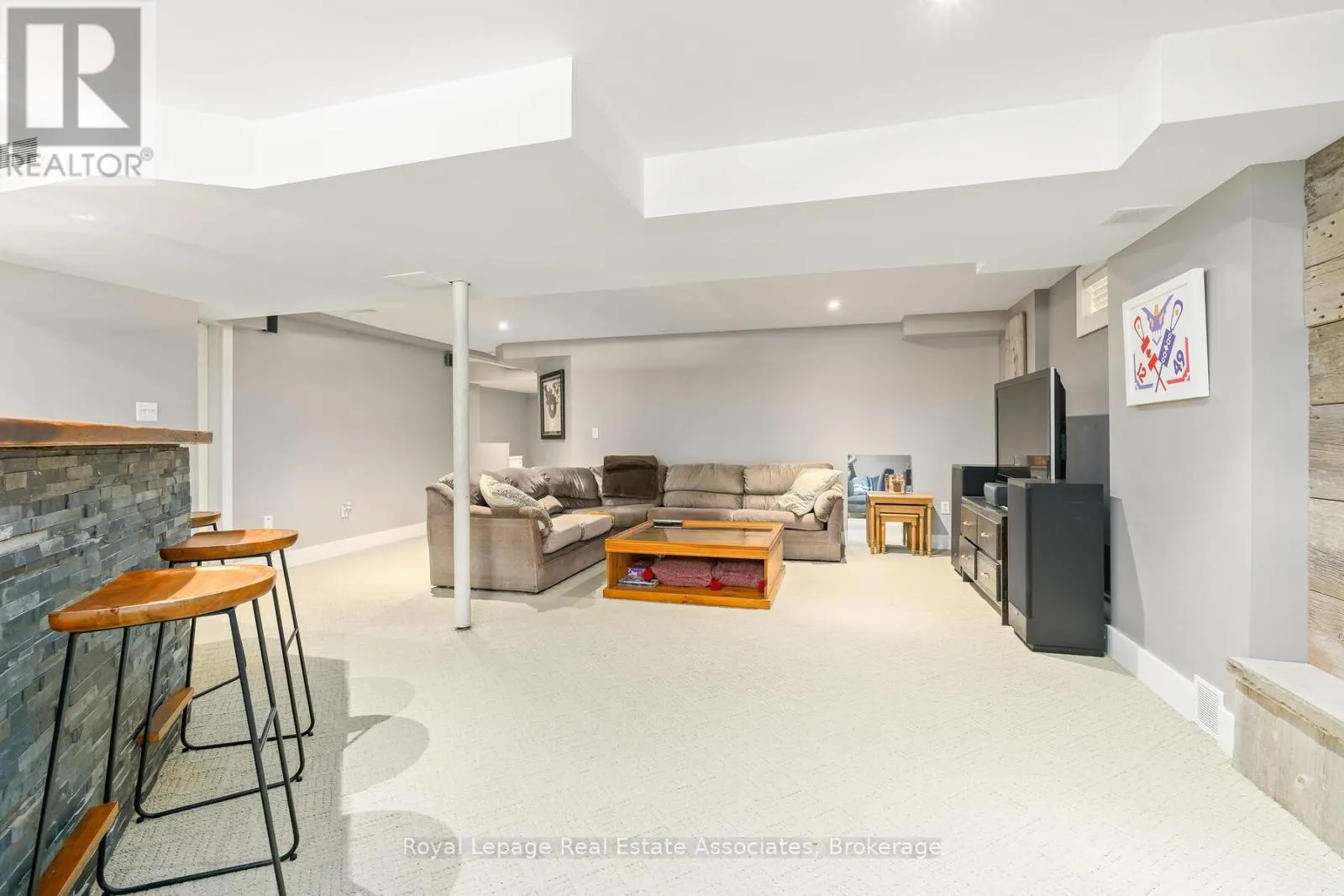49 LAWLOR STREET
