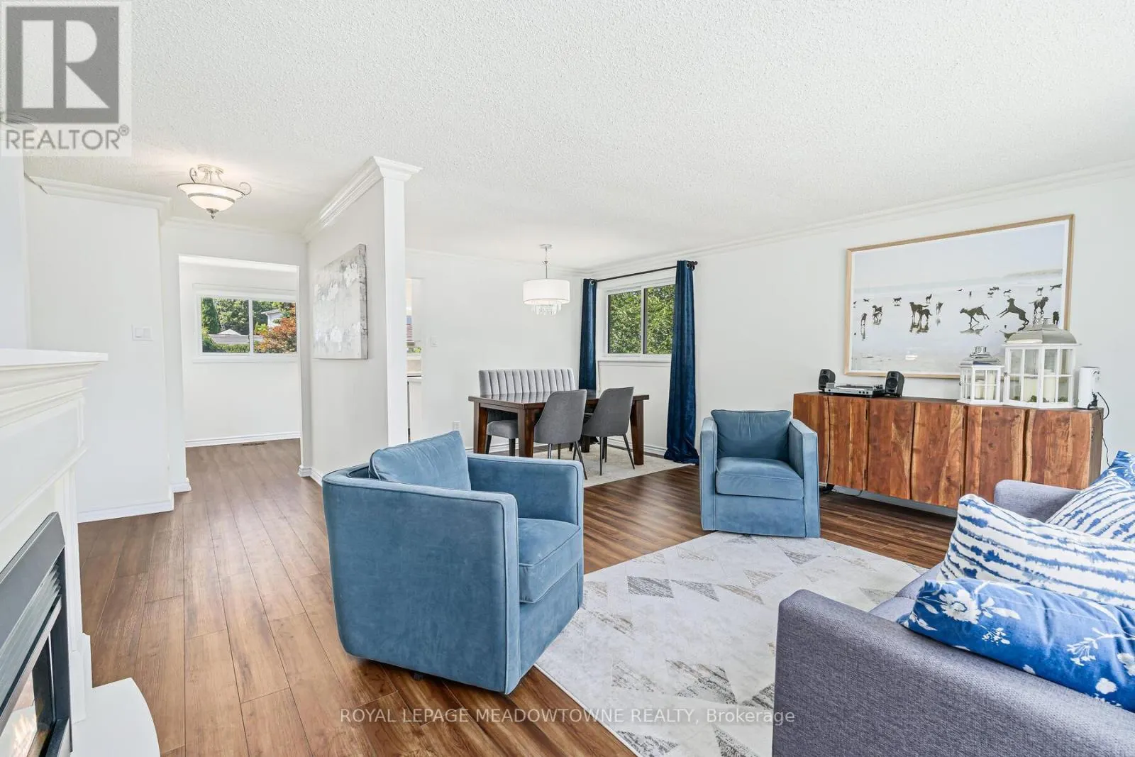 113 IRWIN CRESCENT