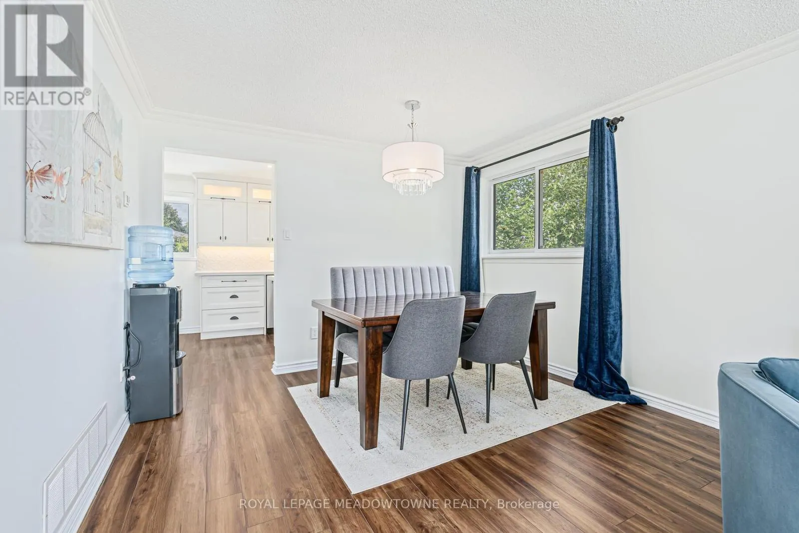 113 IRWIN CRESCENT
