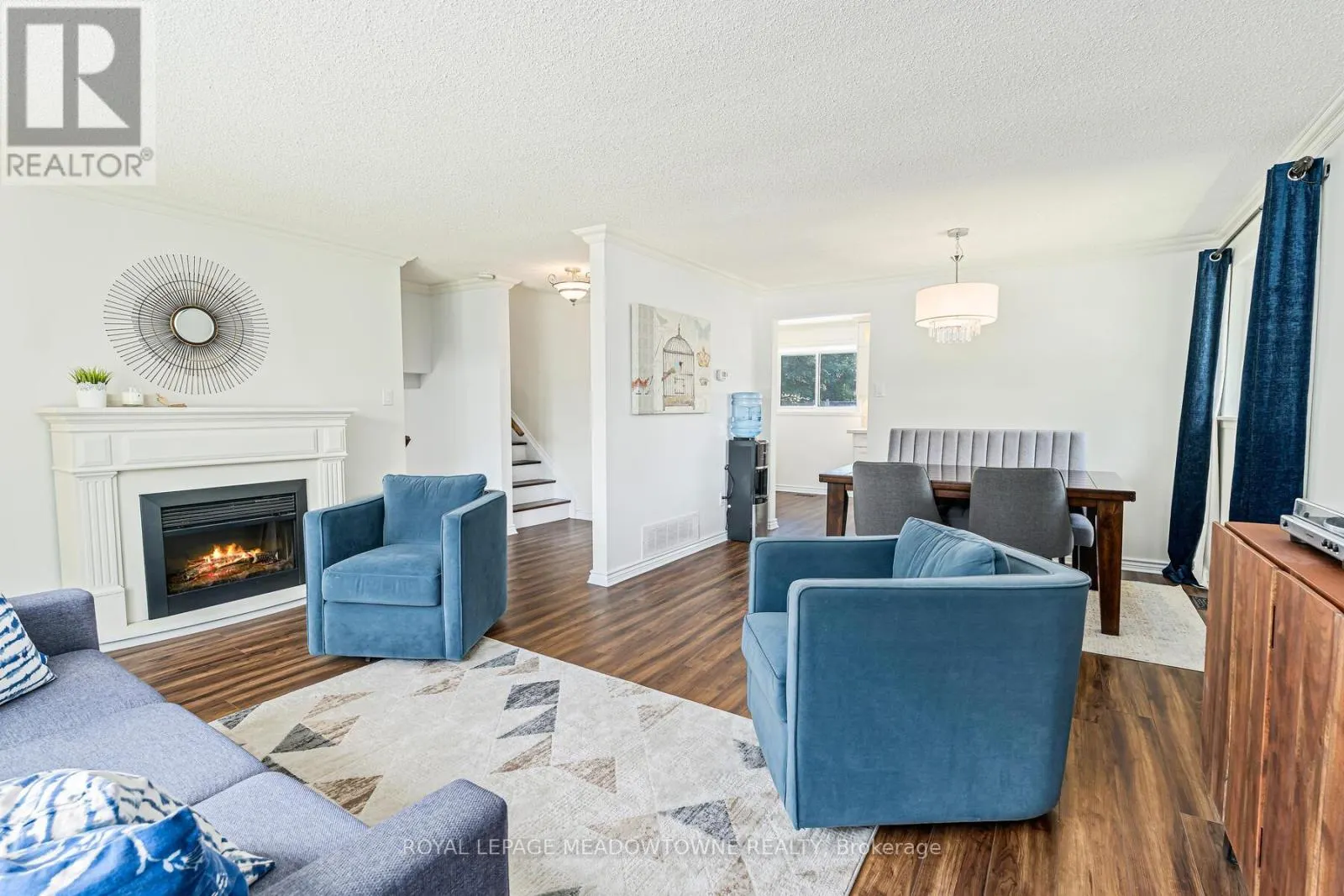 113 IRWIN CRESCENT