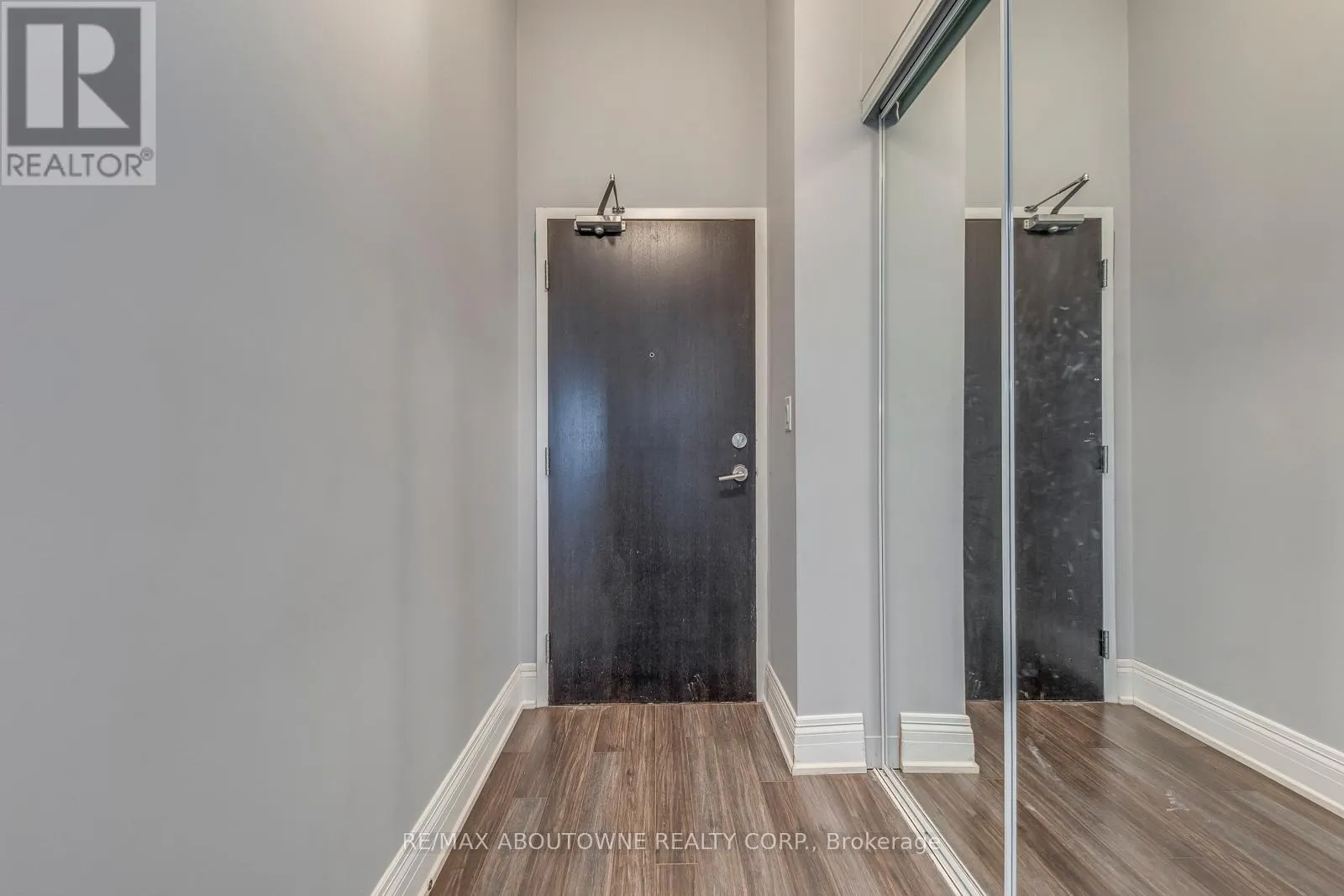 2524 - 165 LEGION ROAD N