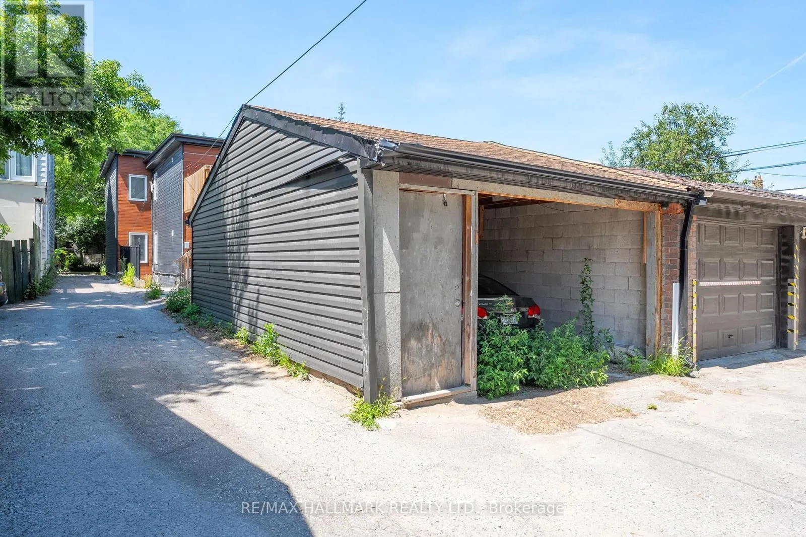 123 LANSDOWNE AVENUE
