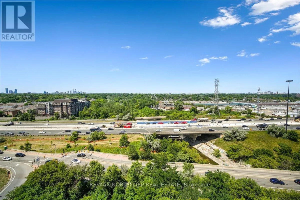 1403 - 185 LEGION ROAD