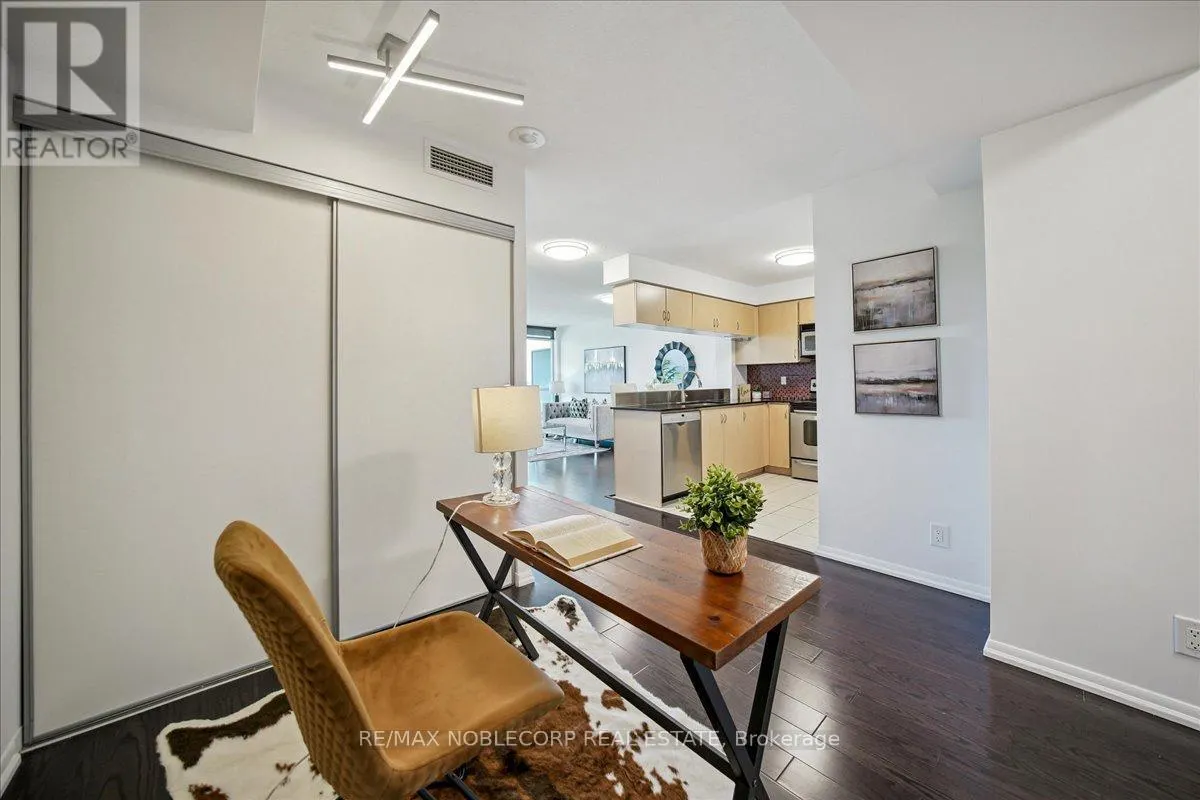 1403 - 185 LEGION ROAD