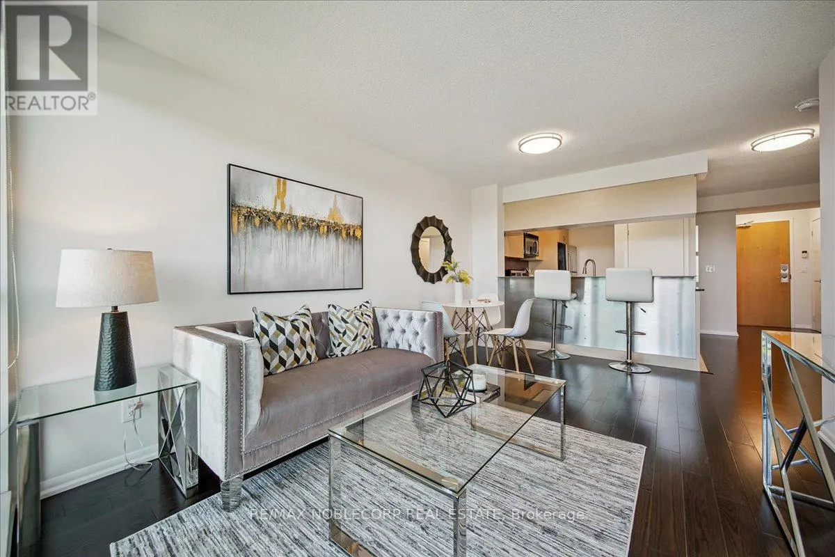 1403 - 185 LEGION ROAD