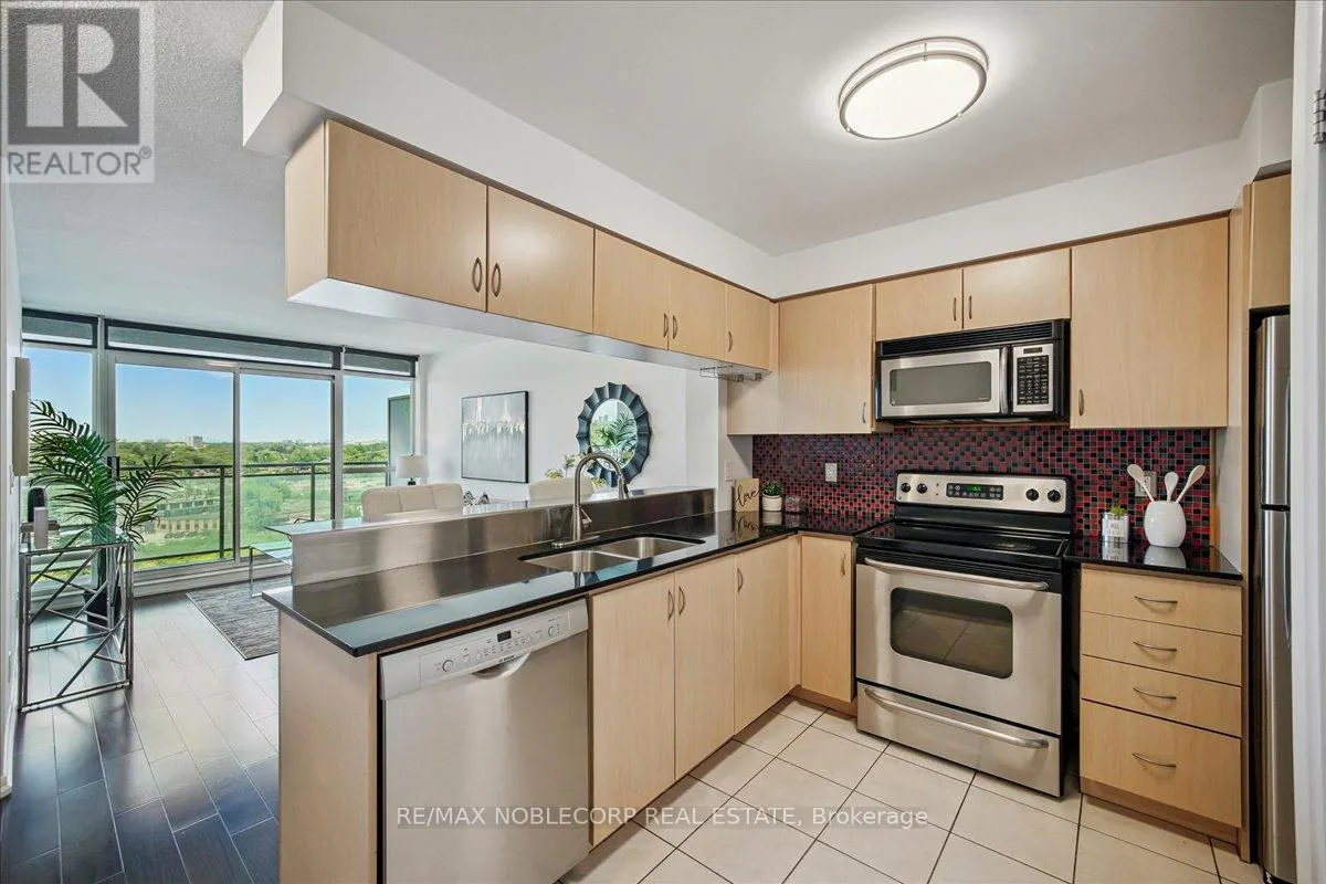 1403 - 185 LEGION ROAD