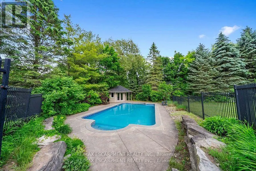 2038 15TH SIDE ROAD