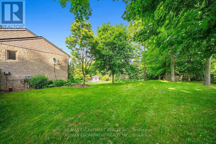 2038 15TH SIDE ROAD