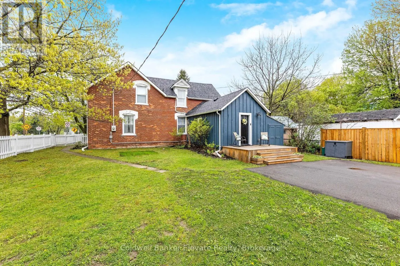 243 QUEEN STREET E