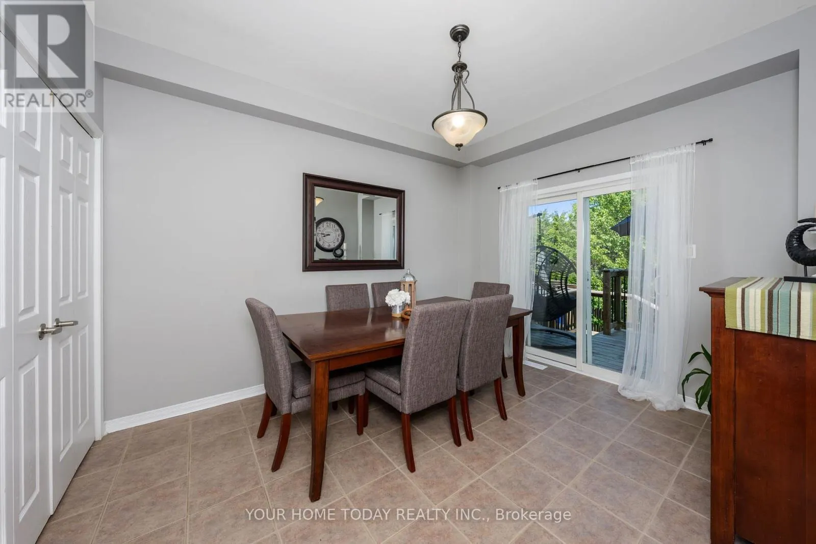 31 ELDERBERRY GATE