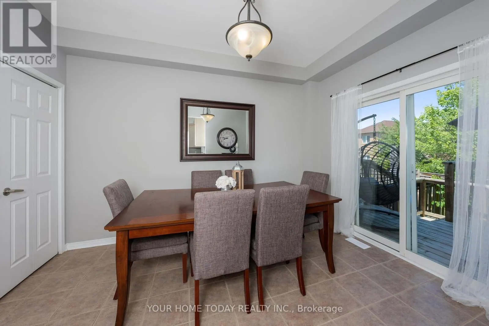 31 ELDERBERRY GATE
