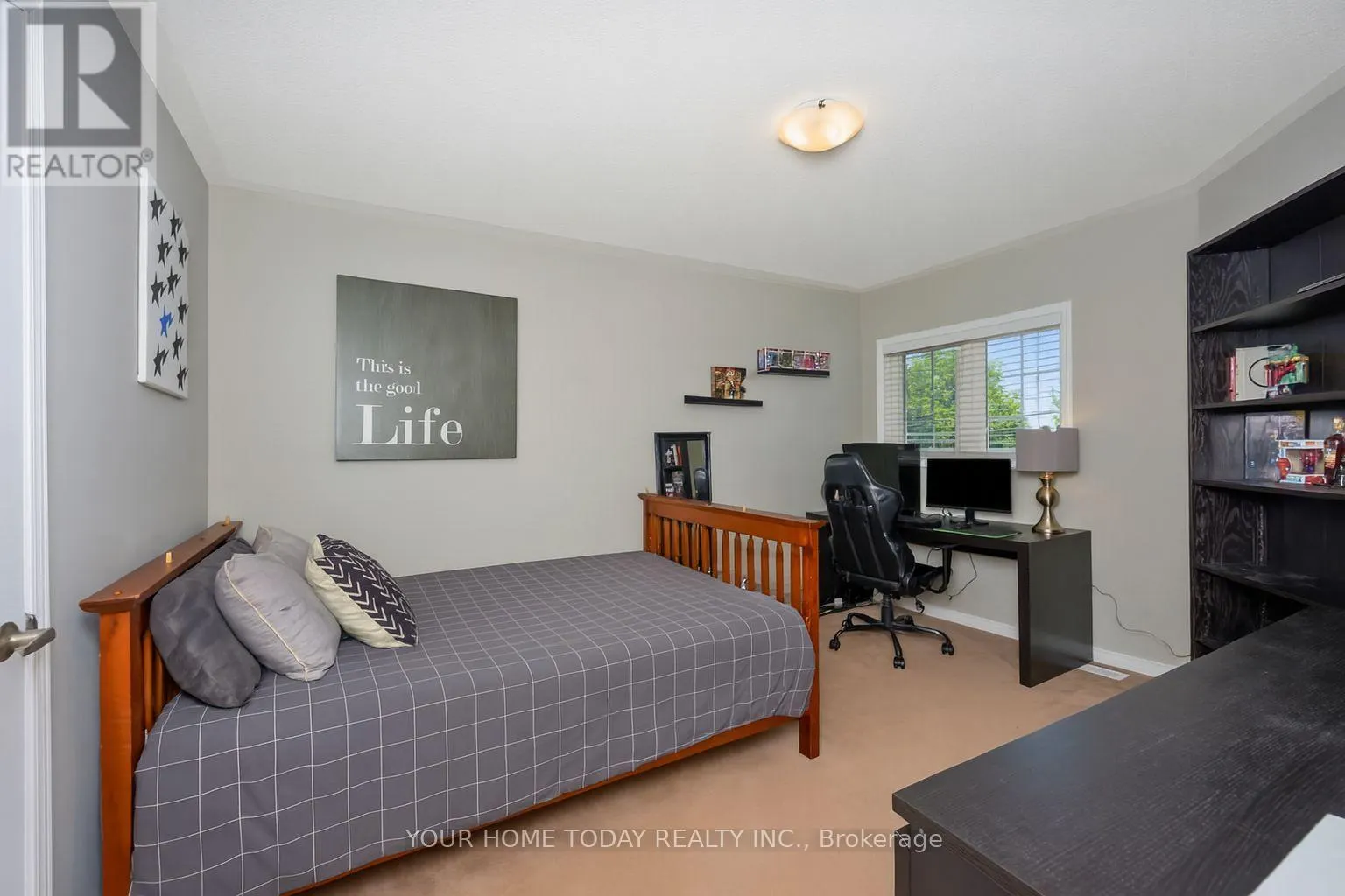 31 ELDERBERRY GATE
