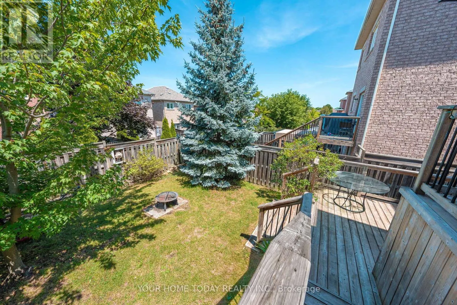 31 ELDERBERRY GATE