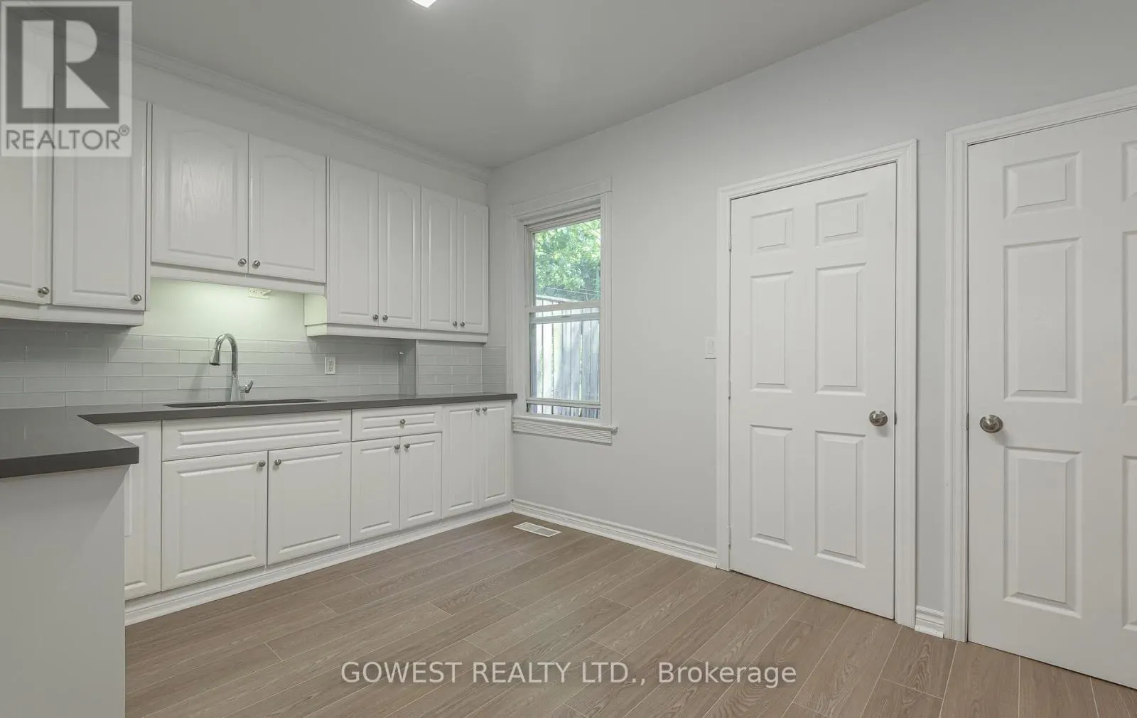 199 INDIAN GROVE