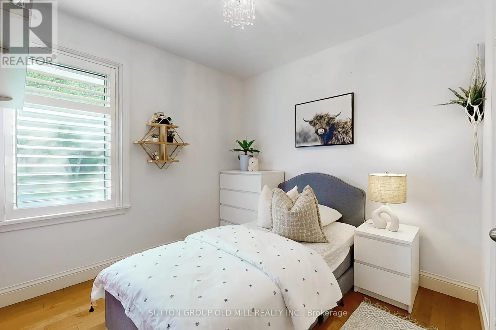 83 ALLANBROOKE DRIVE