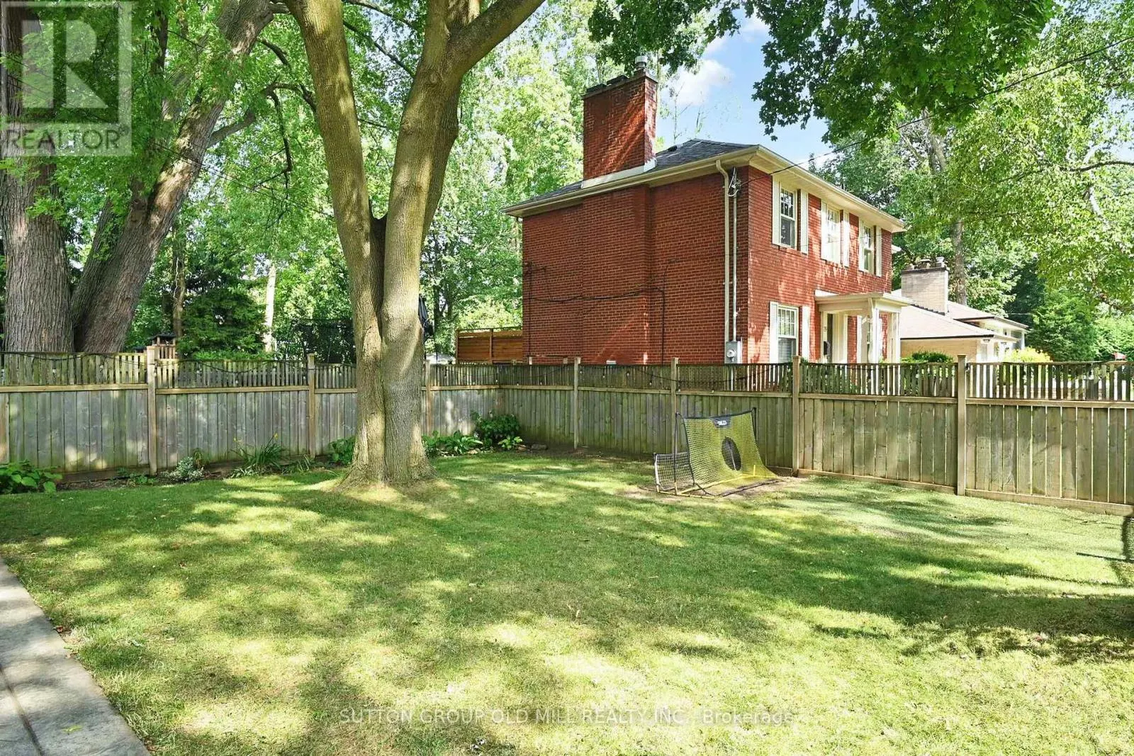 83 ALLANBROOKE DRIVE