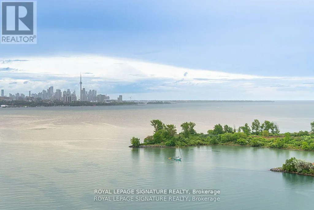 1202 - 59 ANNIE CRAIG DRIVE