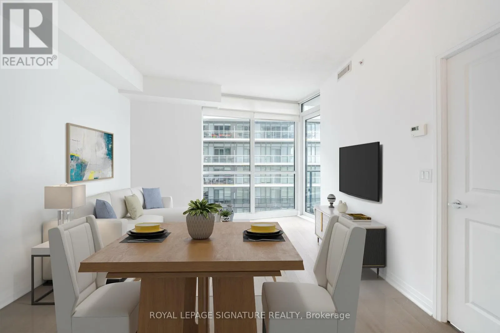 1202 - 59 ANNIE CRAIG DRIVE