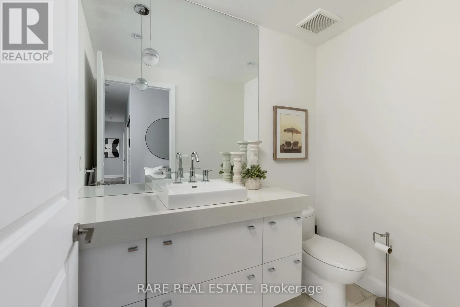 UPH4103 - 33 SHORE BREEZE DRIVE