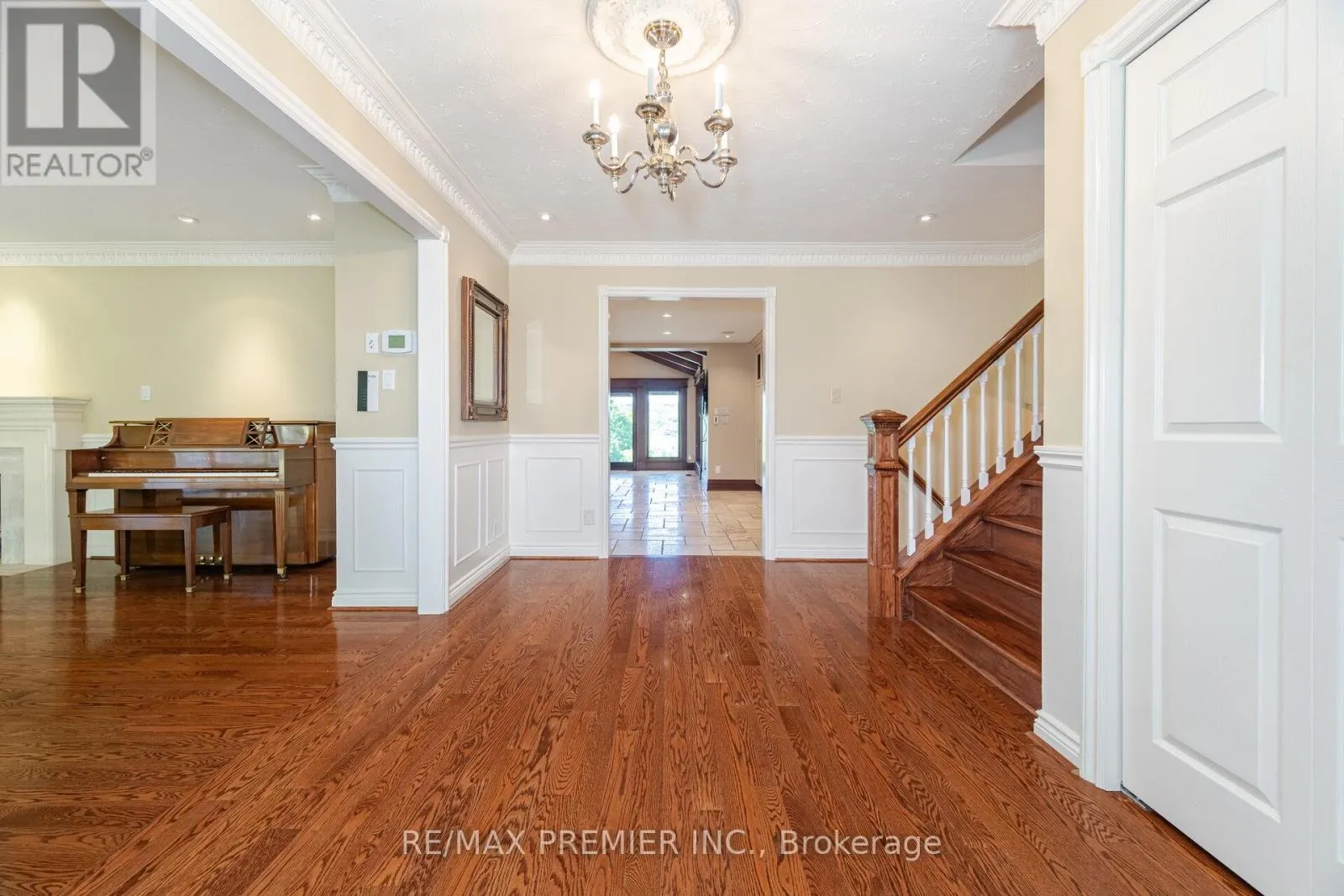 18 INGLEVIEW DRIVE