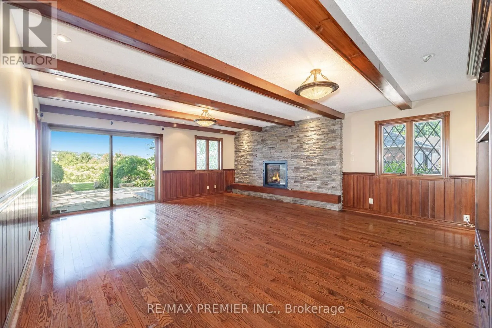 18 INGLEVIEW DRIVE
