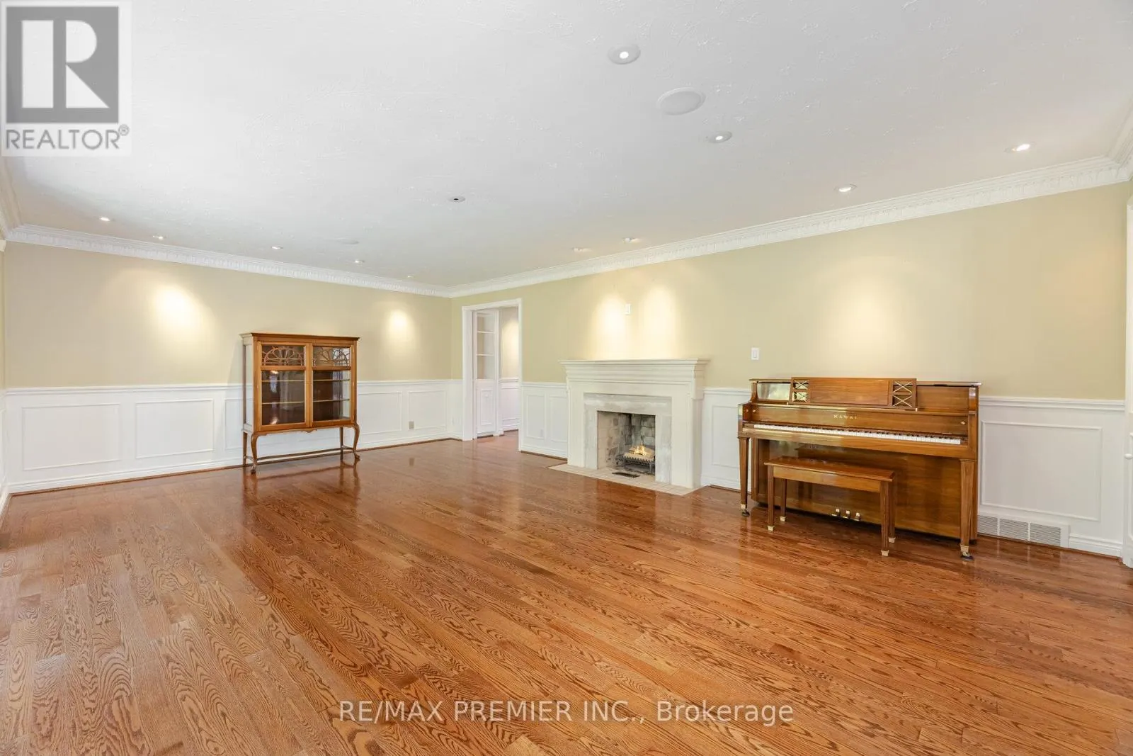18 INGLEVIEW DRIVE