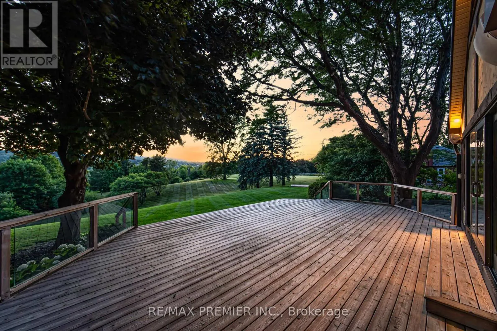 18 INGLEVIEW DRIVE